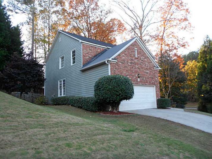 105 Park Creek Drive, Alpharetta, GA 30005