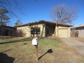 3552 W Ponderosa St, Wichita, KS 67203