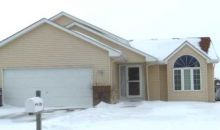 824 Daniel Dr Belle Plaine, MN 56011