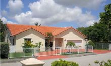 7440 SW 93 AV Miami, FL 33173