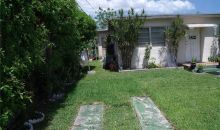 3849 SW 90 AV Miami, FL 33165