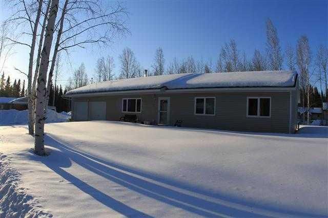 3396 Hoover Rd, North Pole, AK 99705