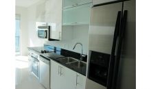 60 SW 13 ST # 1413 Miami, FL 33130