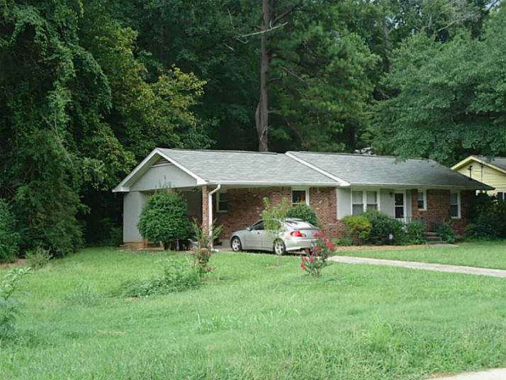 2382 Hunting Valley Drive, Decatur, GA 30033