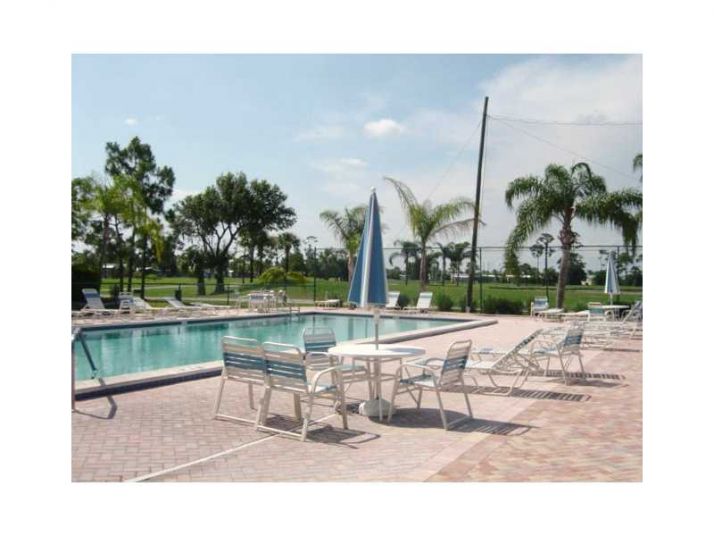 2100 Kings Hwy #726, Port Charlotte, FL 33980