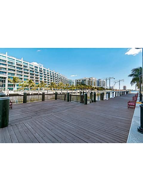 3001 NE 185 ST # 310, Miami, FL 33180