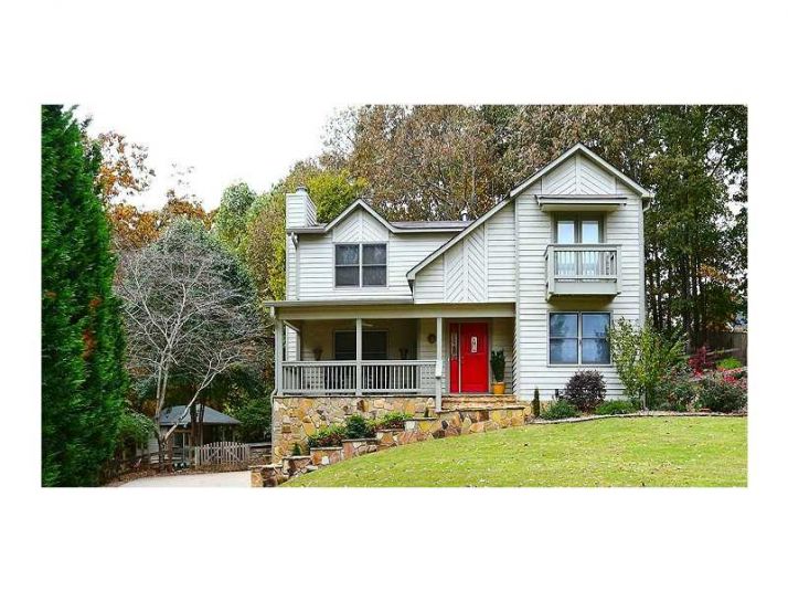 320 Woodline Court, Roswell, GA 30076