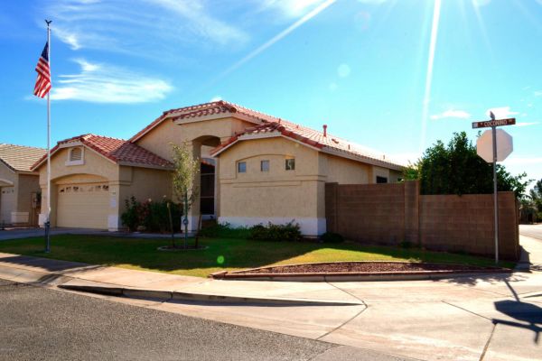 17639 N Coconino Drive, Surprise, AZ 85374