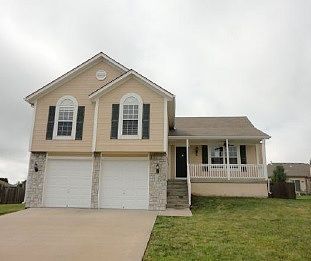 Manse, Raymore, MO 64083