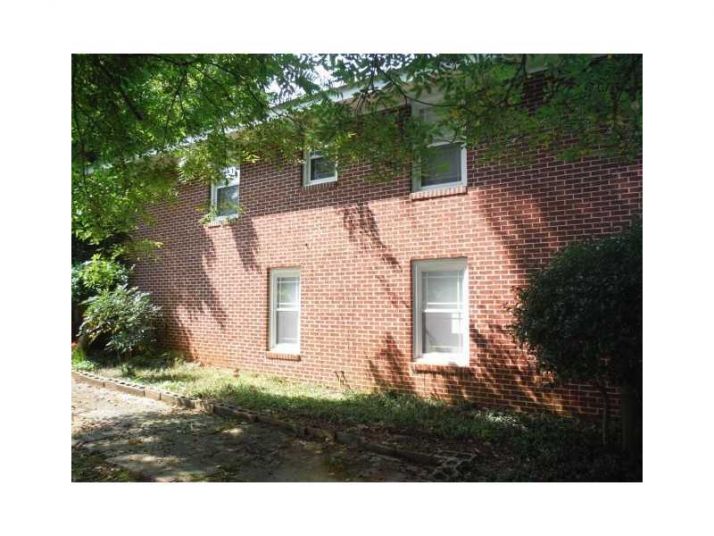 314 Emory Street, Oxford, GA 30054