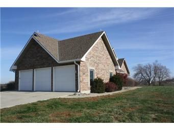 13714 State Route 7, Greenwood, MO 64034