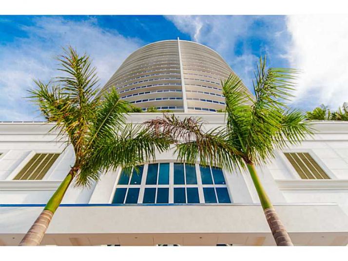 4100 Island Blvd # 1202, North Miami Beach, FL 33160