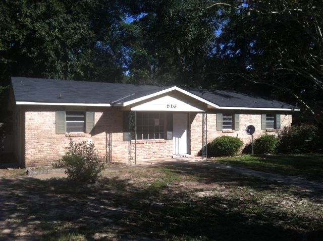 516 Woodlore Dr, Mobile, AL 36611