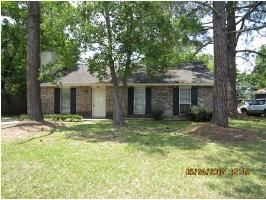 6337 Pinebrook Dr, Montgomery, AL 36117