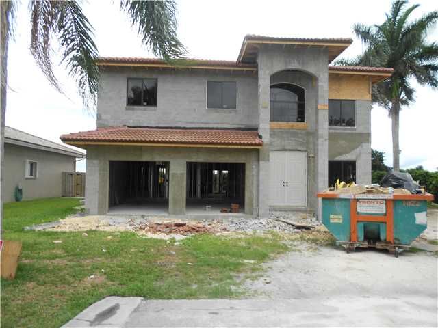 15994 SW 151 TE, Miami, FL 33196