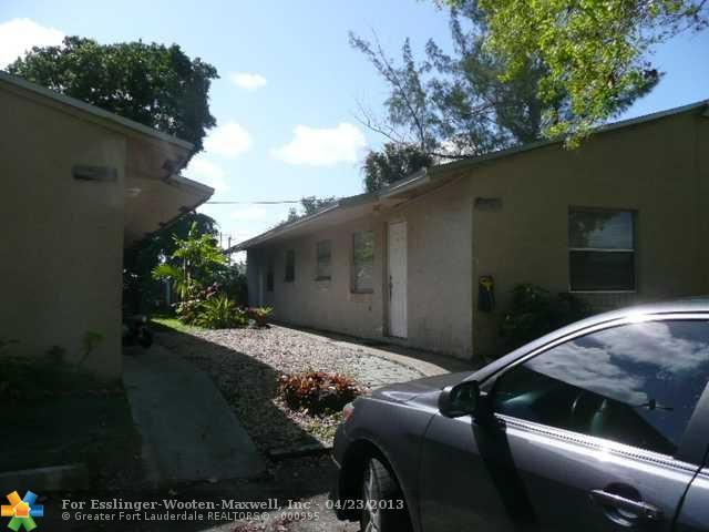 1021 NW 61ST AVE, Hollywood, FL 33024