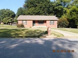 811 Hike Ave, Dyersburg, TN 38024