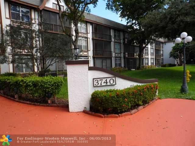 3740 Inverrary Dr # 2B, Fort Lauderdale, FL 33319