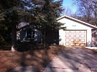 1017 Alden Dr, Fortville, IN 46040