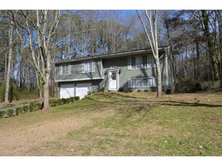 100 Roswell Farms Drive, Roswell, GA 30075