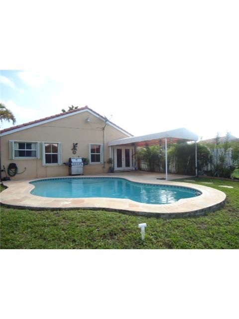 15396 SW 40TH CT, Hollywood, FL 33027