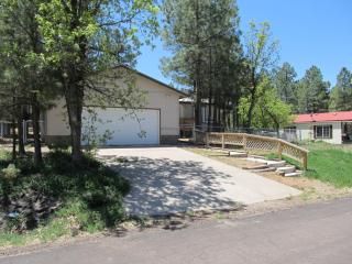 3111 W Whipple St, Show Low, AZ 85901