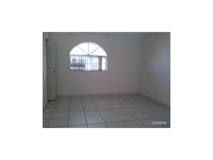 3375 W 76 ST # 224, Hialeah, FL 33018