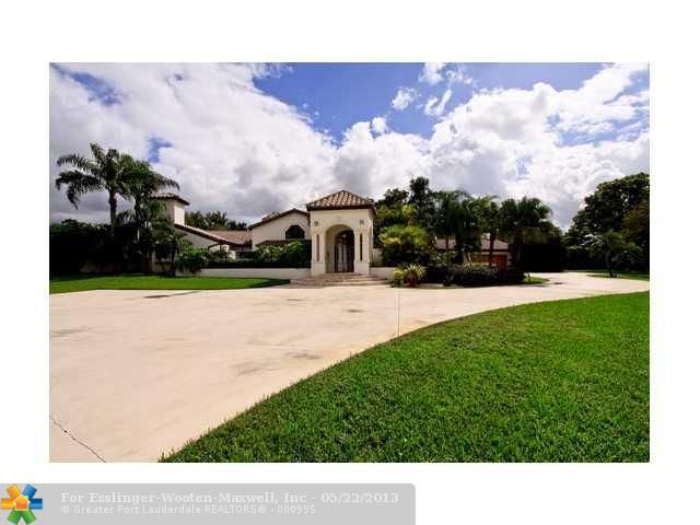 9050 NW 68TH CT, Pompano Beach, FL 33067