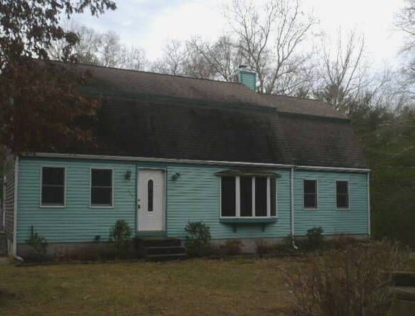 885 Federal Furnace Rd, Plymouth, MA 02360