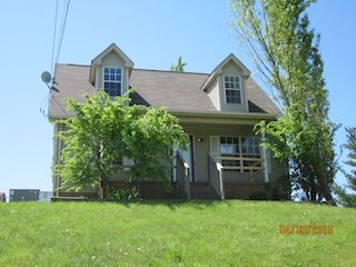 210 Mark Spitz Dr, Clarksville, TN 37042