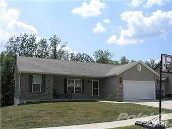 Saint Charles Drive, Hillsboro, MO 63050