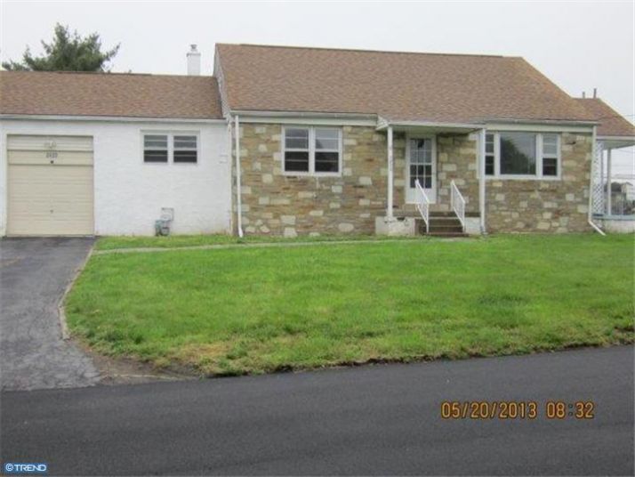 2820 Kate Ave, Bensalem, PA 19020