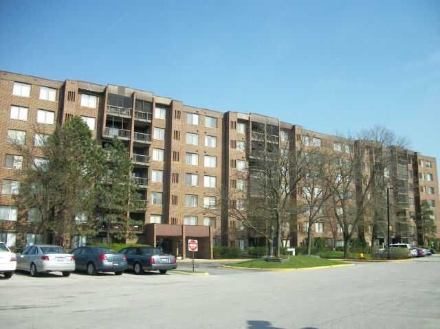 400 Park Ave Apt 502, Calumet City, IL 60409