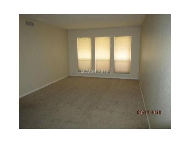 650 Oakmont Ave Unit 2122, Las Vegas, NV 89109