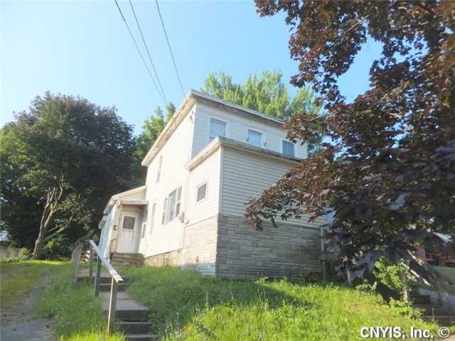 90 Niagara St, Oswego, NY 13126