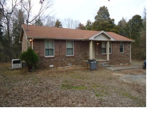 615 Belmont Rd, Clarksville, TN 37040