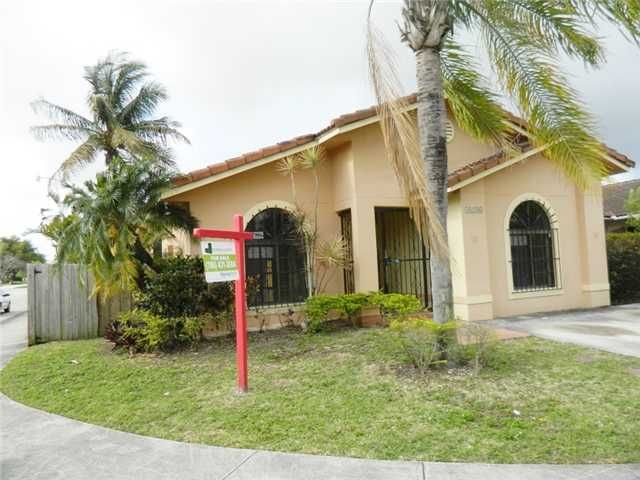 14204 SW 49 ST, Miami, FL 33175