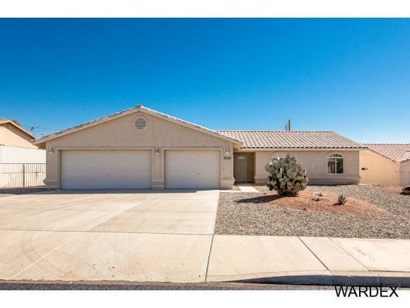 3520 Red Cloud Dr, Lake Havasu City, AZ 86406