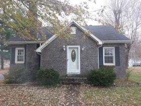 413 Church Street, Lafayette, TN 37083