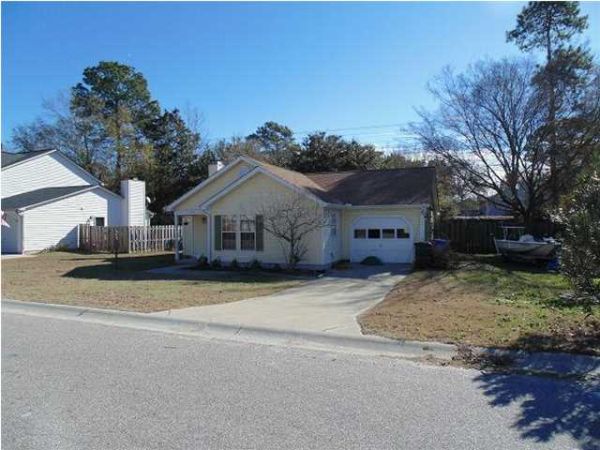 2076 PRESIDIO DR, Mount Pleasant, SC 29466