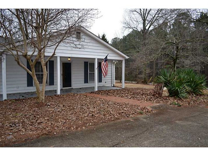 561 Midway Road, Powder Springs, GA 30127