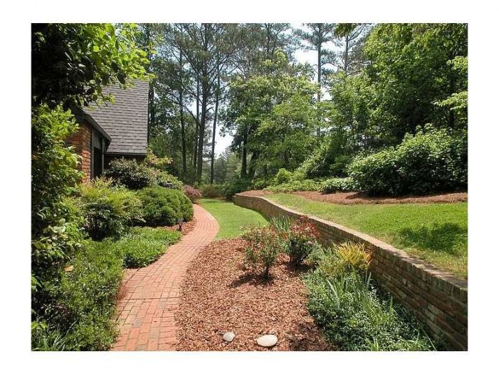 1725 Marlborough Drive, Atlanta, GA 30350