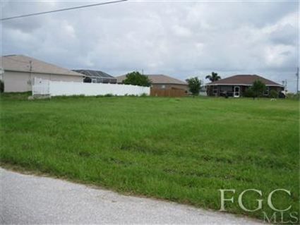 1013 NW 11th Ln, Cape Coral, FL 33993