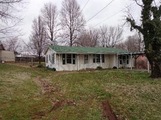 303 E Odell St, Marionville, MO 65705