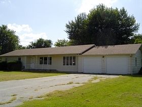 Sw 5Th Lane, Lamar, MO 64759