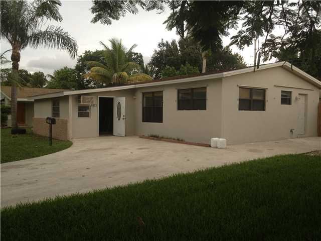 2301 N 62ND AV, Hollywood, FL 33024