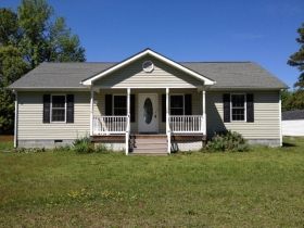 991 S Glebe Rd, Montross, VA 22520