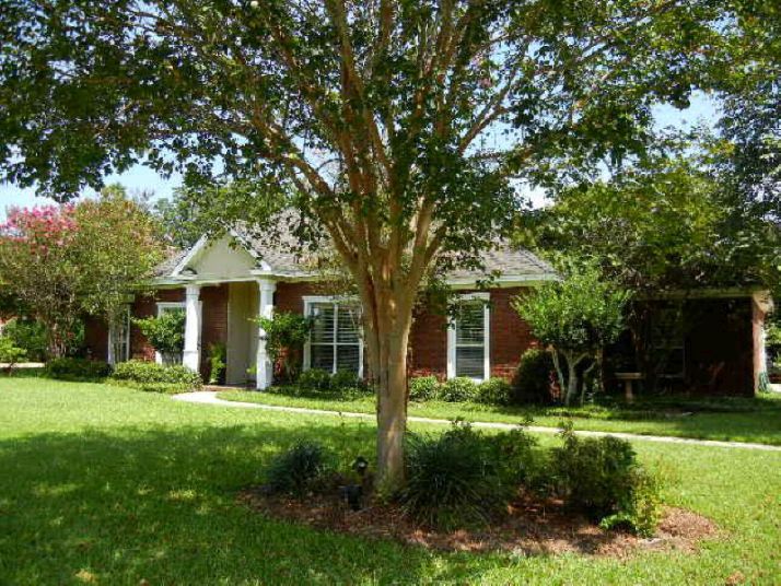 202 Conti Court, Fairhope, AL 36532