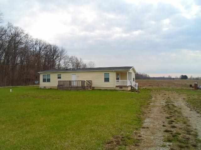 1322 N 750 E, Avilla, IN 46710