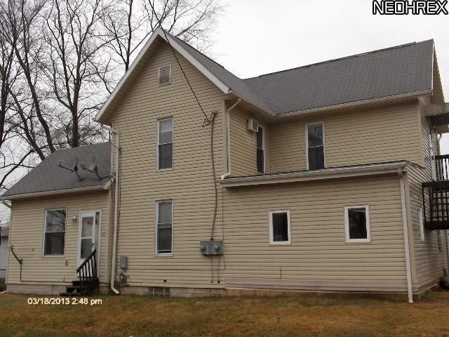 323 W Grant St, Malvern, OH 44644